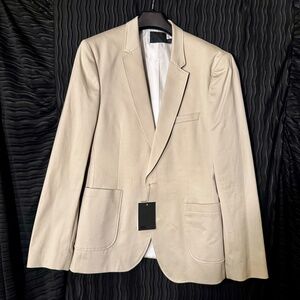 NWT ASOS men’s blazer in cream/champagne